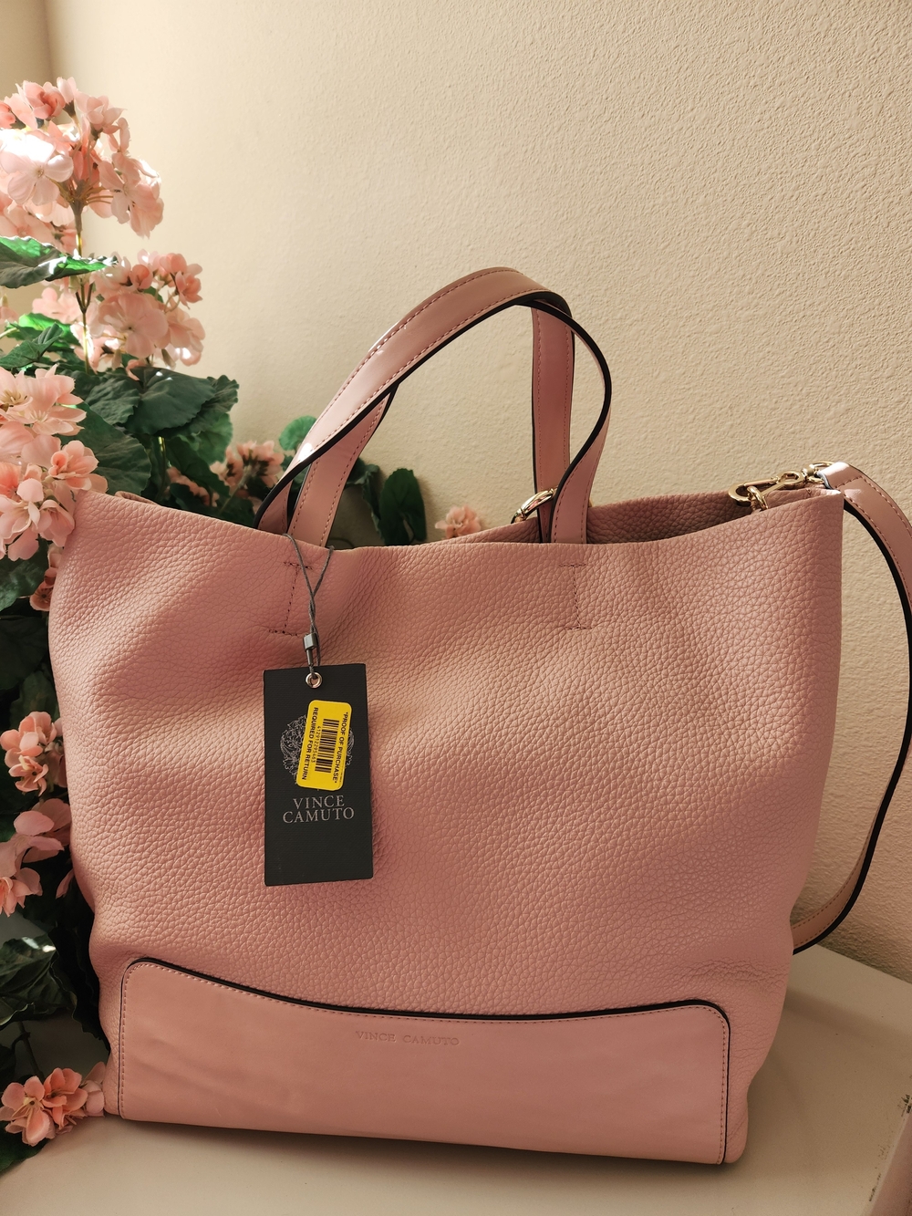 New Vince Camuto Blush Pink Tote Bag with Gold Hardware - Picture 2 of 5